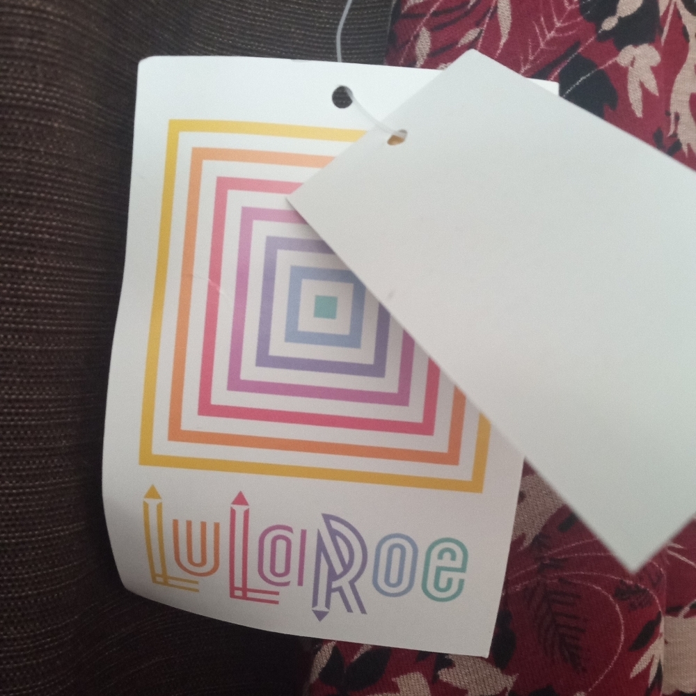 Lularoe - Picture 4 of 6